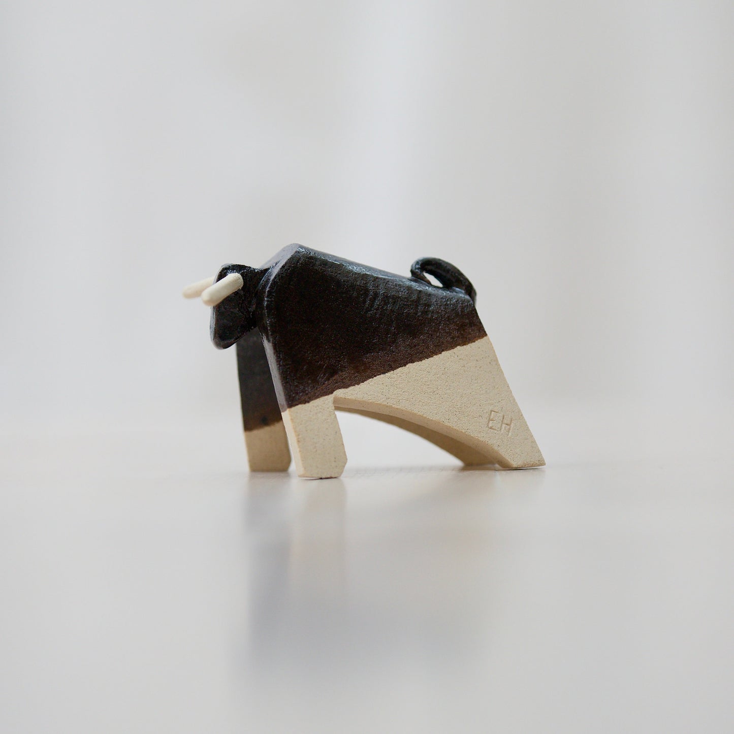 Taureau Small - Georges